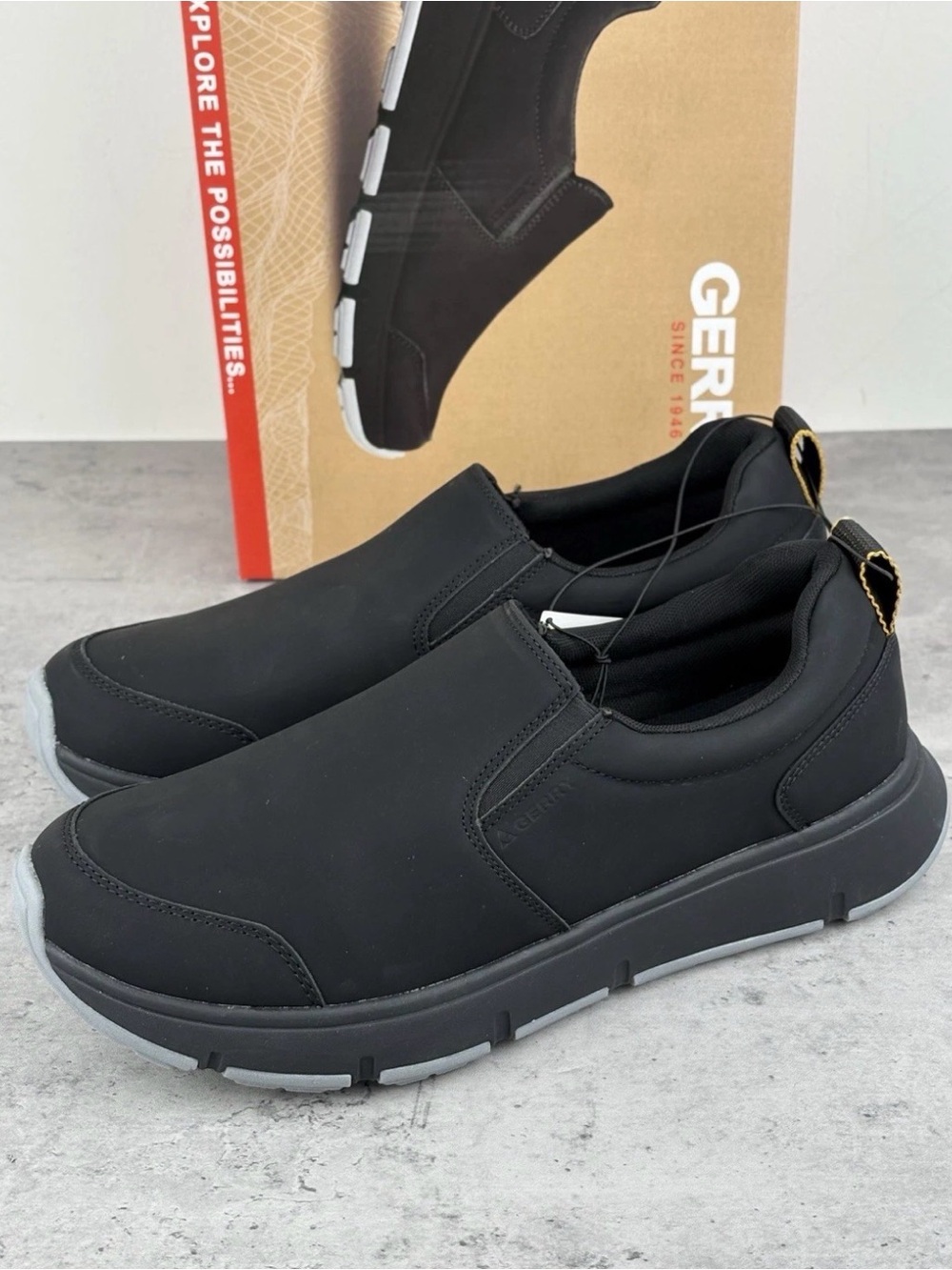 New Men’s Gerry Moc II Easy Slip On Shoe, Black Lightweight Size 9.5